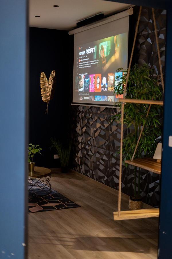 Capsule Temps Suspendu - Balneo, Home Cinema & Billard Валансьєнн Екстер'єр фото
