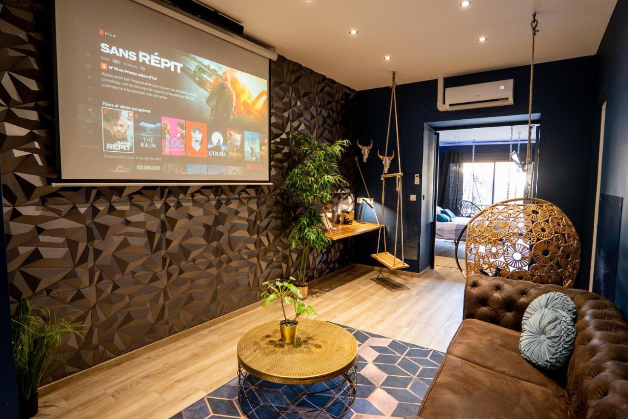Capsule Temps Suspendu - Balneo, Home Cinema & Billard Валансьєнн Екстер'єр фото